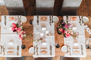 Hochzeit: Tisch - CARL & SOPHIE Spree Restaurant