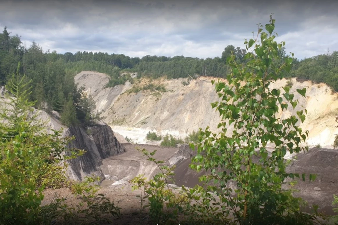 Hochzeitslocation: Umgebung ca. 3km Entfernung - Verwunschener See südlich von Hannover-Nähe Marienburg