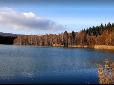 Hochzeitslocation: Herbstbild - Verwunschener See südlich von Hannover-Nähe Marienburg
