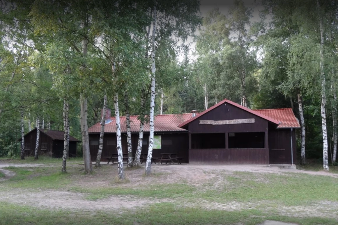 Hochzeitslocation: Hütte vor der Renovierung - Verwunschener See südlich von Hannover-Nähe Marienburg