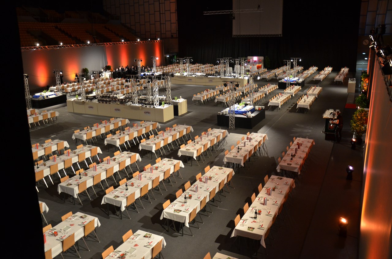 Sport- und Veranstaltungszentrum Olympiaworld GmbH Angaben zu den Festsälen 