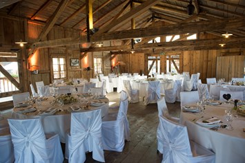 Hochzeit: Individuell und Persönlich, unsere Eventmanager gehen voll auf Ihre Wünsche ein. - Bächlihof - Jucker Farm AG