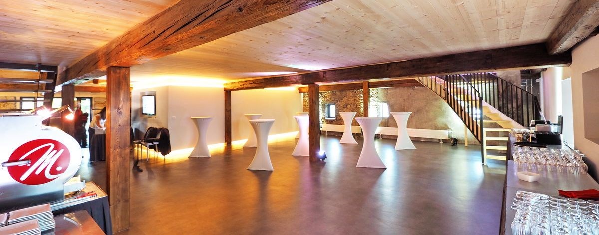 ROTE TROTTE Winterthur Informatie over de balzalen Feestzaal "Trottensaal"