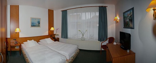 Hochzeit: Gasthaus Zur Post Neubruchhausen