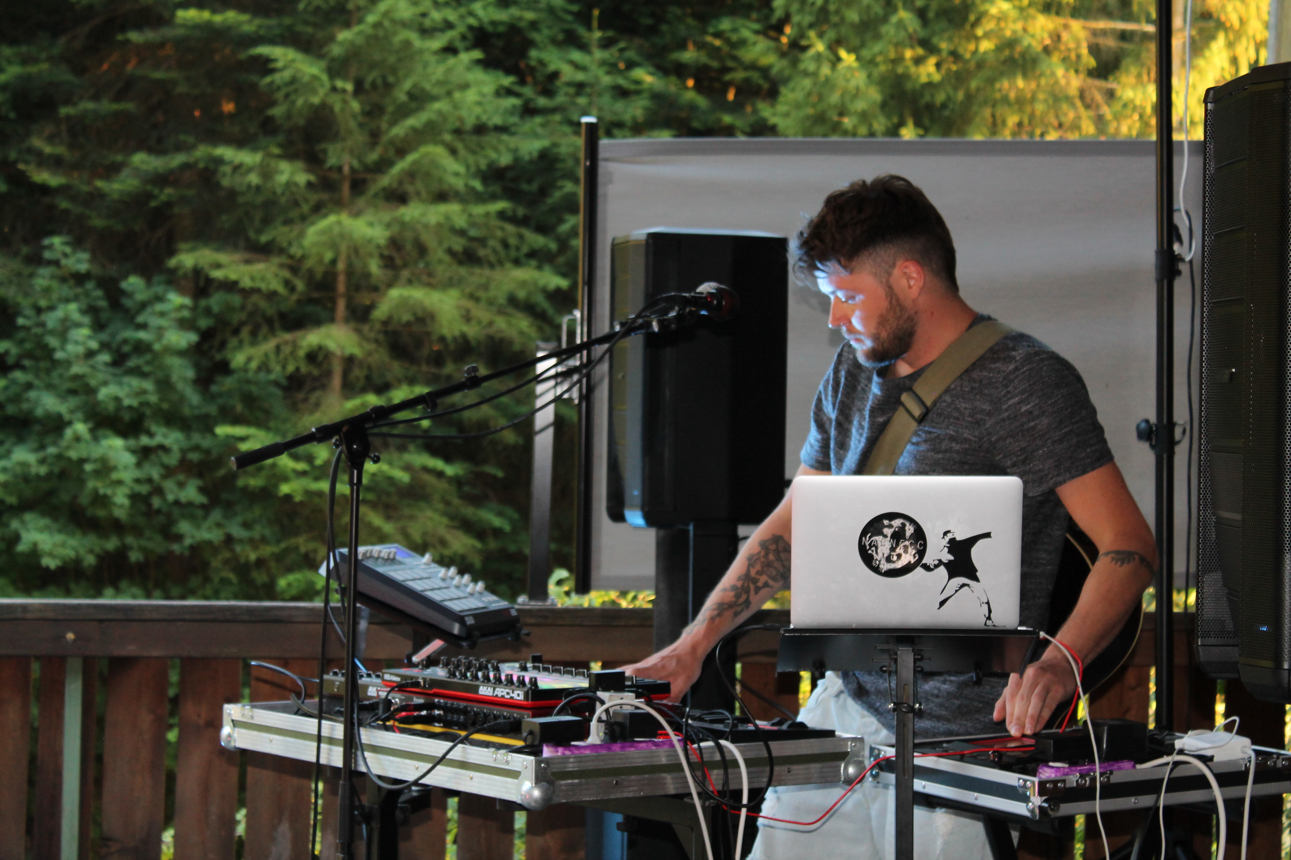 Hochzeit: Necknig oder Nickneck oder Nigneg, auf jeden Fall: live on stage. - Chrattegrabe Emmental