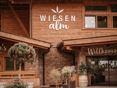 Hochzeitslocation: Wiesenalm