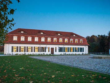 Gut Sarnow - Ihre Hochzeitslocation Information about the banquet halls manor