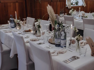 Hochzeit: Der Festsaal vom Gut Schloss Sulzemoos in Bayern. - Gut Schloss Sulzemoos