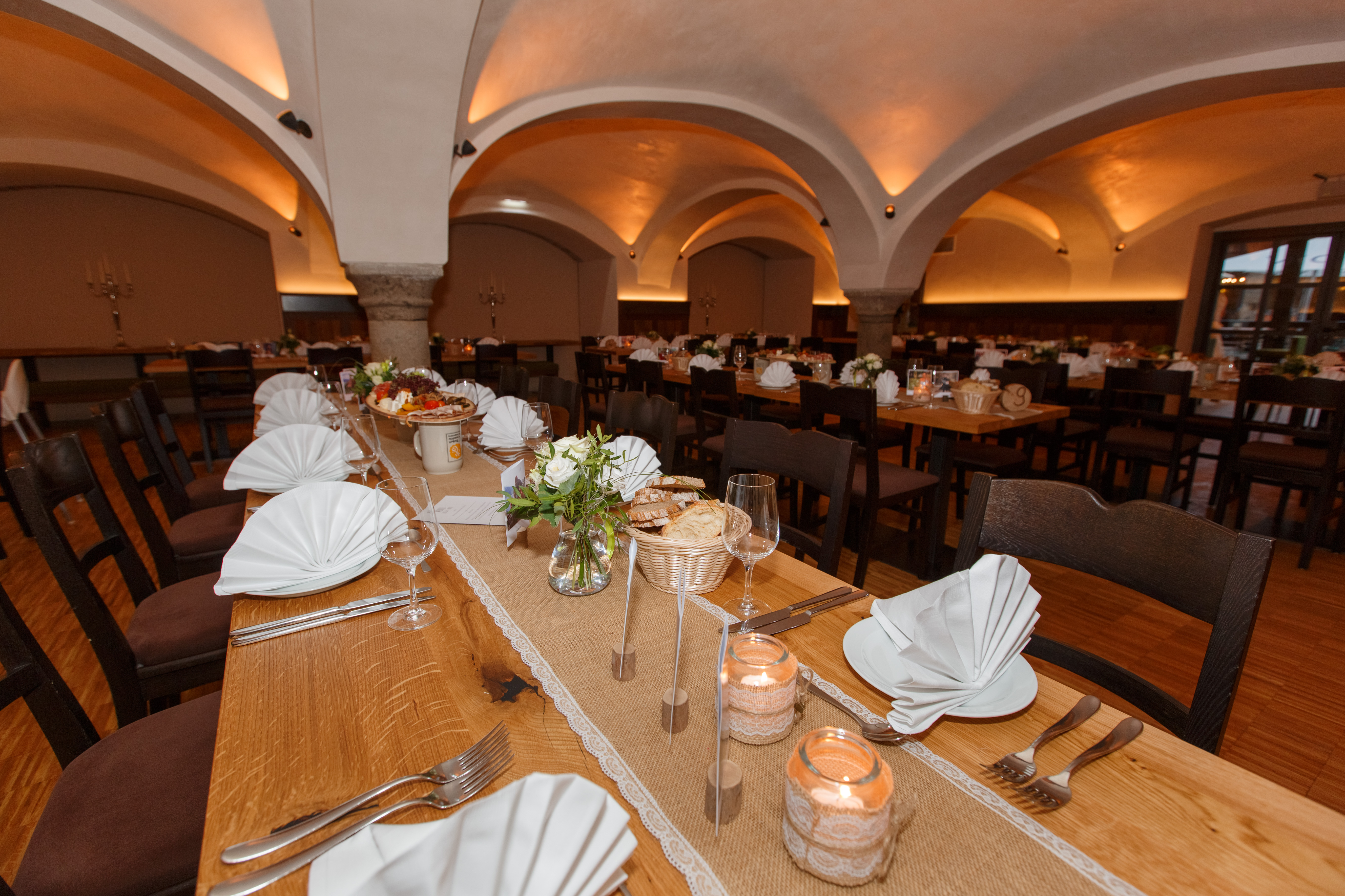 Hochzeitslocation: Nothaftgewölbe Hengersberg