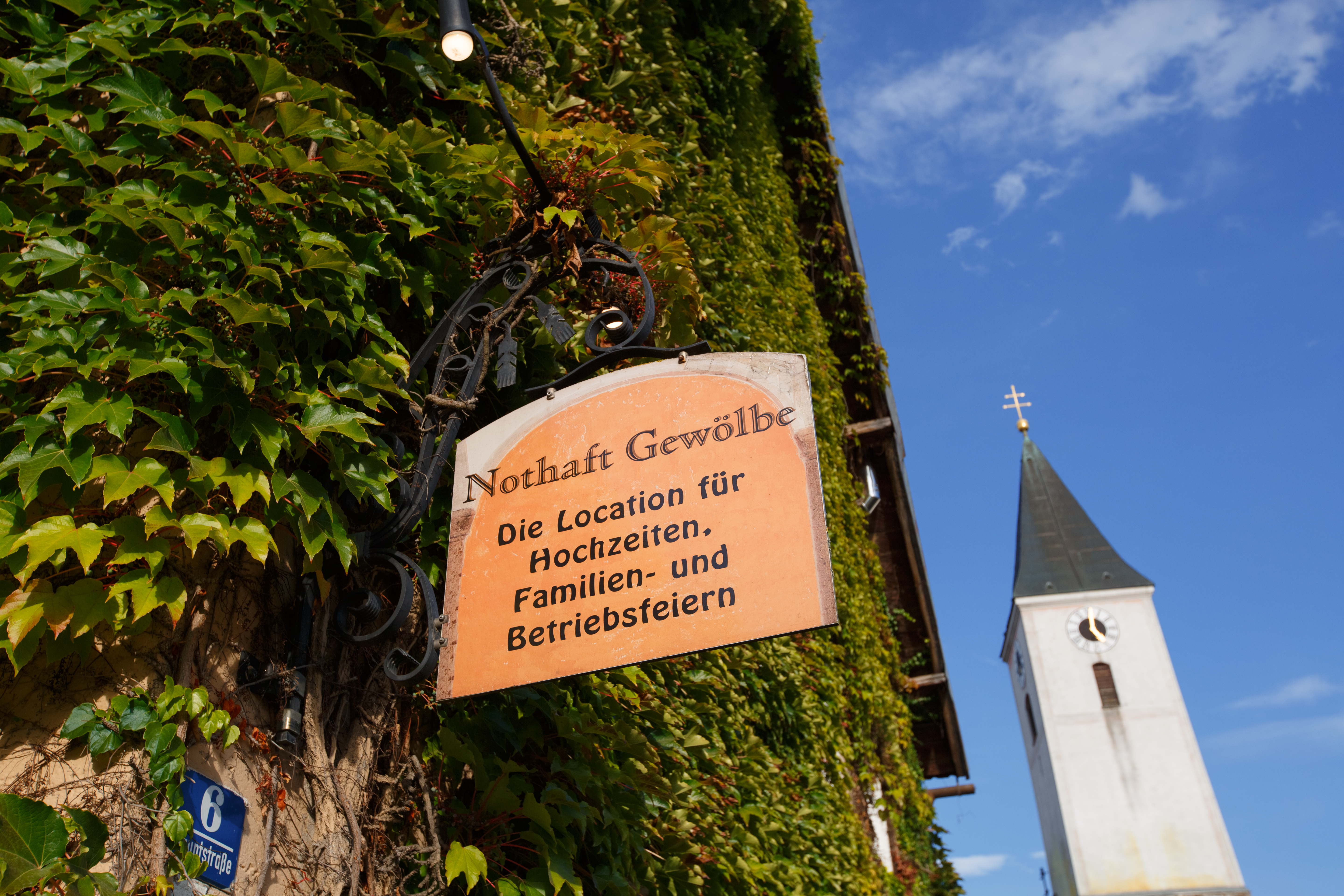 Hochzeitslocation: Nothaftgewölbe Hengersberg