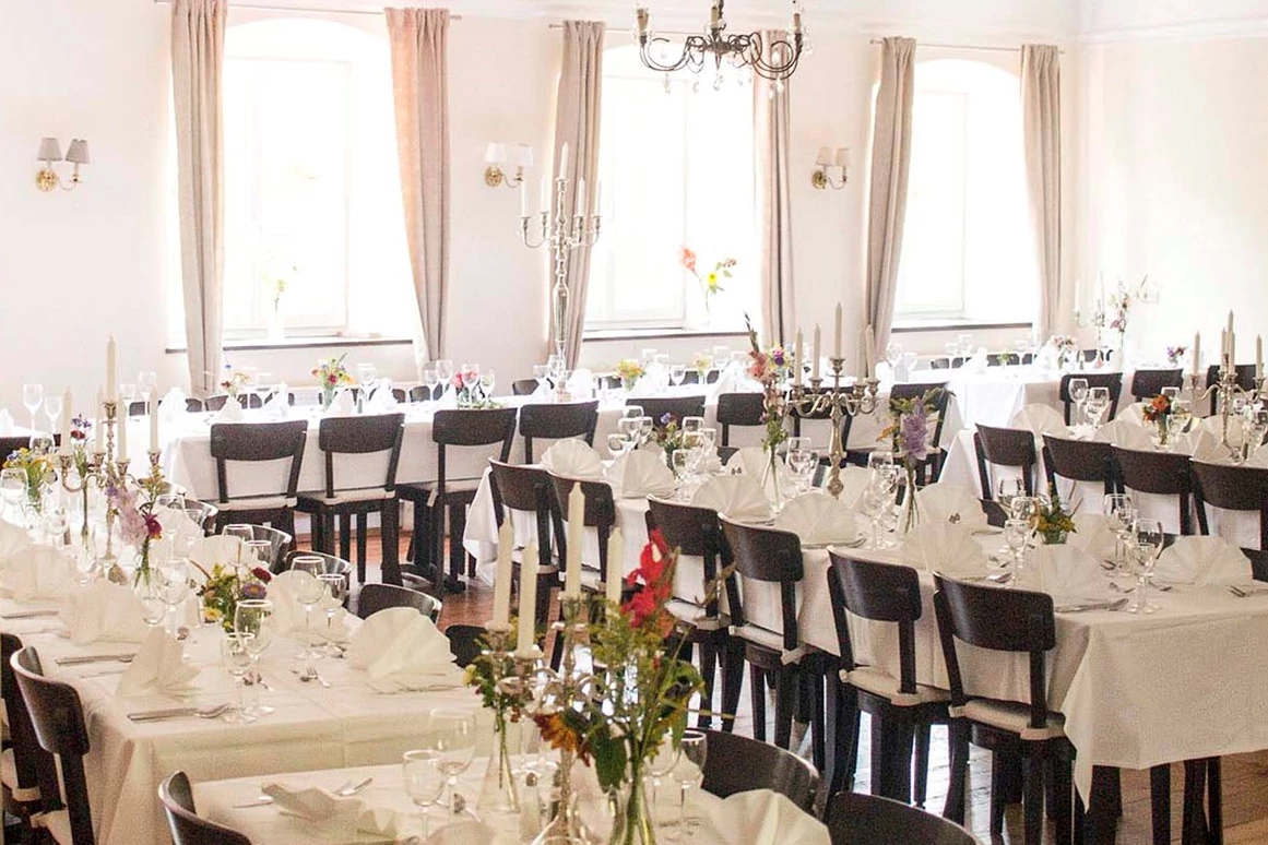Hochzeit: Hochzeitssaal - Schloss Blumenthal