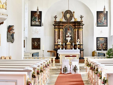 Hochzeit: kirchliche Trauung in der barocken Schlosskapelle - Schloss Blumenthal