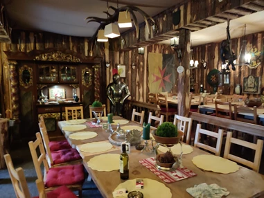 Hochzeitslocation: Unsere Taverne - Schloss Sighartstein