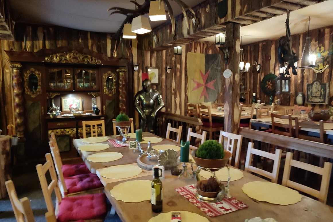 Hochzeitslocation: Unsere Taverne - Schloss Sighartstein