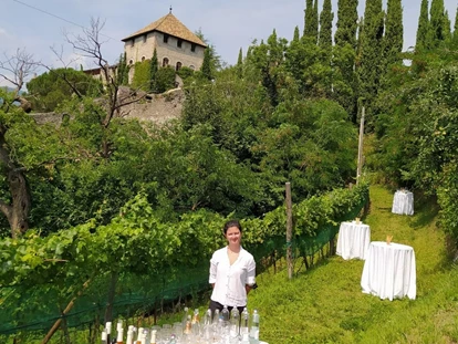 Hochzeit - Nals - Sektempfang im Weinberg des Schloss Wangen in Bozen. - Schloss Wangen Bellermont