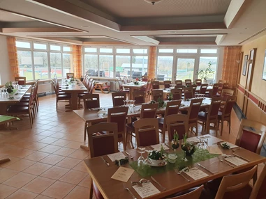 Hochzeit: Stadionrestaurant Haiterbach "Daheim"