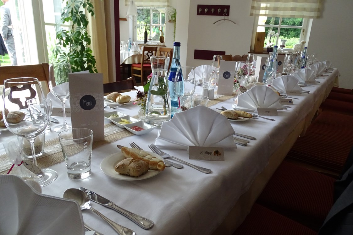Hochzeit: Restaurant & Hotel Waldesruh