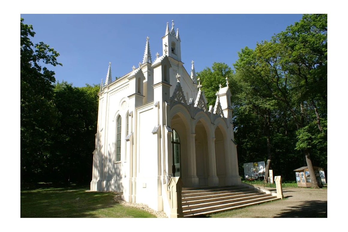 Hochzeitslocation: Die Sisi Kapelle in Wien. - Sisi Kapelle Am Himmel