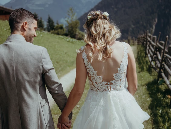 Hochzeitslocation: Eure Hochzeit in totaler Exklusivität. 
Nur ihr und eure Liebsten. - Grasberg Alm