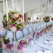 Hochzeitslocation: Unser Kutschergewölbe bietet Platz für bis zu 100 Gäste! - Schloss Welsdorf