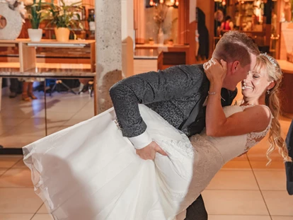 Hochzeit - Parkplatz: Busparkplatz - Passail - Hotel.Restaurant Allmer