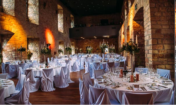 Hochzeitslocation: Hambacher Schloss