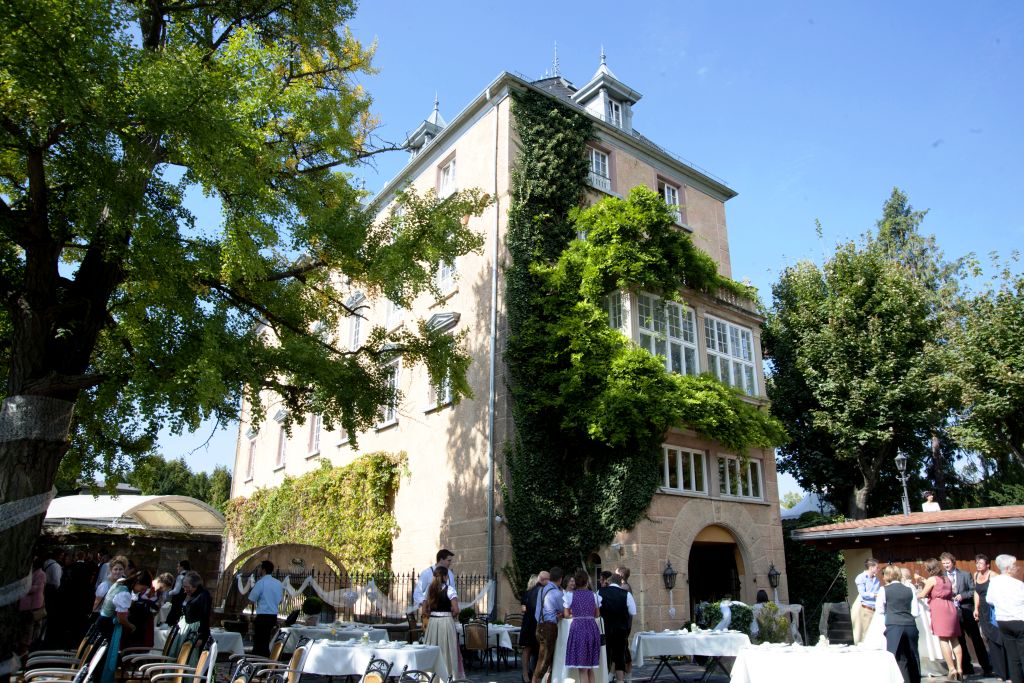Wedding - Art der Location: Restaurant - Germany - Hotel Schloss Edesheim