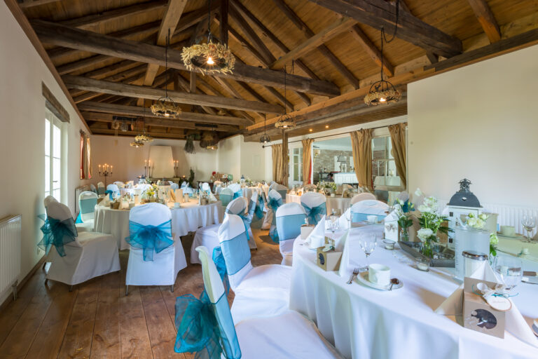 Hochzeit - Geeignet für: Firmenweihnachtsfeier - Callenberg - Romantik Hotel Schwanefeld Meerane