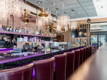 Wedding - Seefeld in Tirol - Bar im Erdgeschoss - Greenvieh Chalet