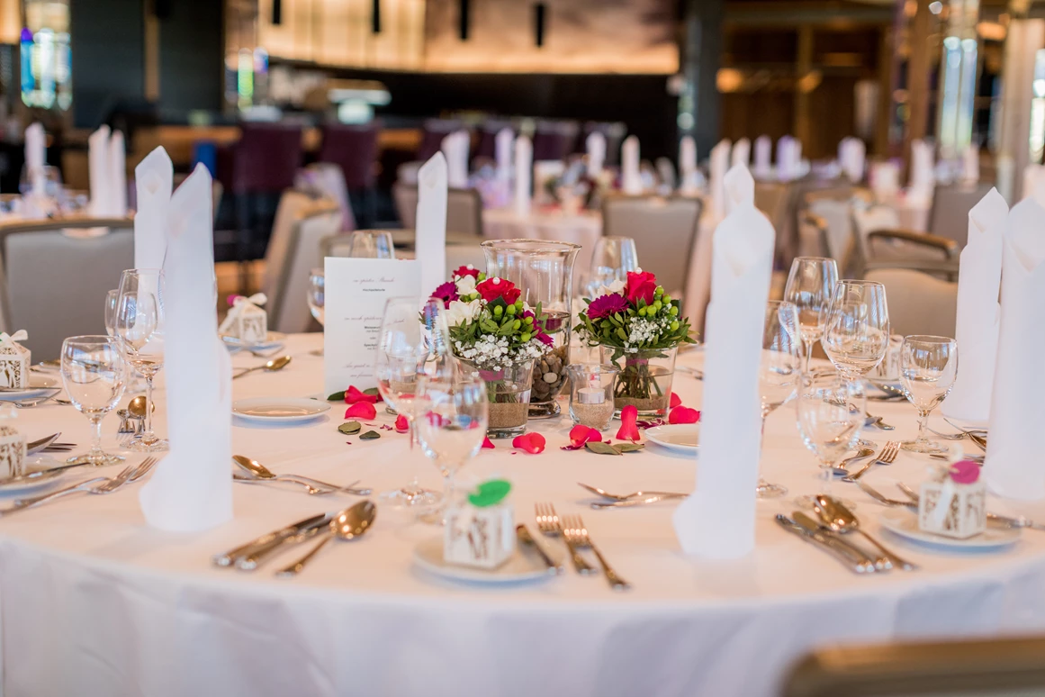 Hochzeit: Feiern Sie Ihre Hochzeit im GREENVIEH in Mieming, Tirol. - Greenvieh Chalet