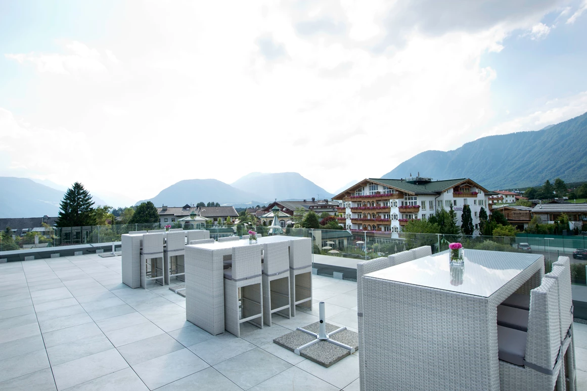 Hochzeit: Blick von der Dachterrasse des Greenvieh. - Greenvieh Chalet