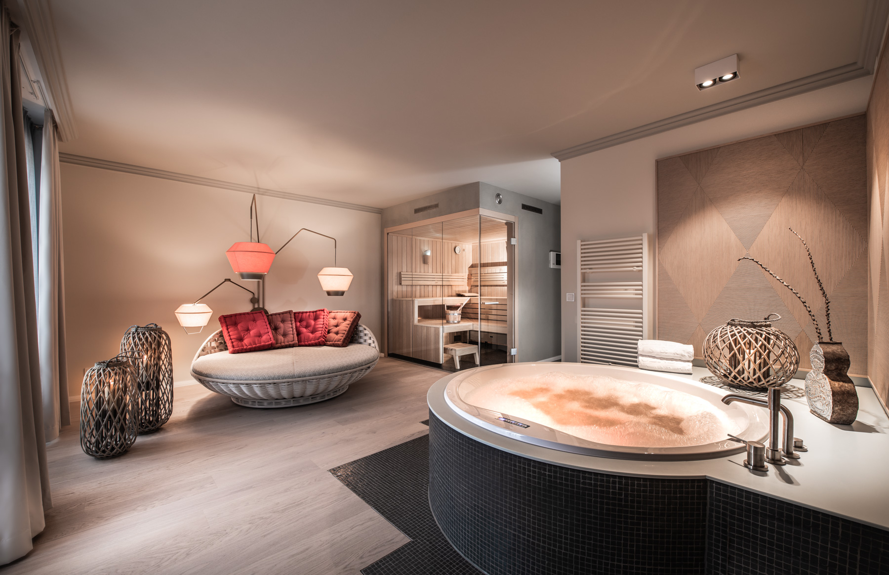 Hochzeitslocation: Treudelberg Suite mit eigenem SPA Bereich, auch für Junggesellinnenparties geeignet - Steigenberger Hotel Treudelberg Hamburg 