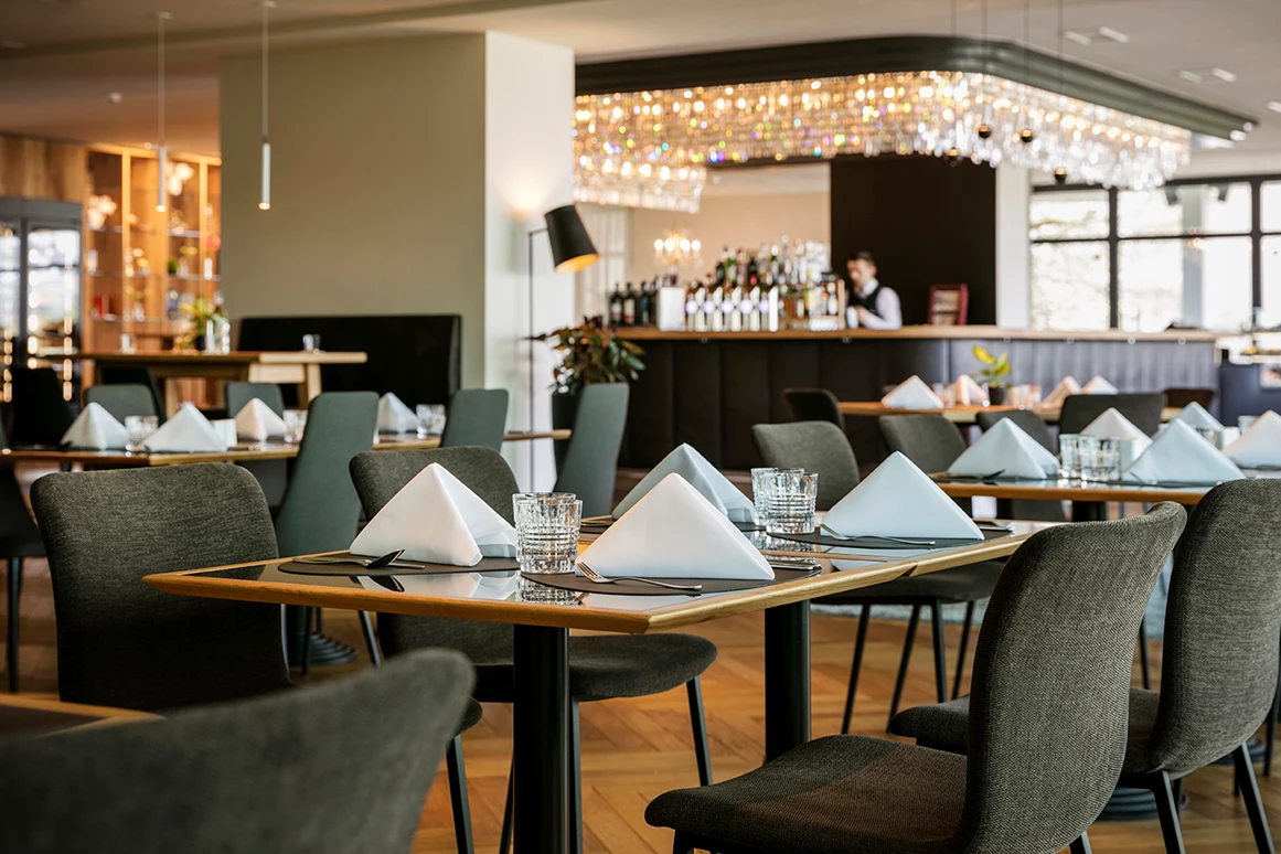 Hochzeit: Restaurant Café Bar  - ARCOTEL Nike Linz