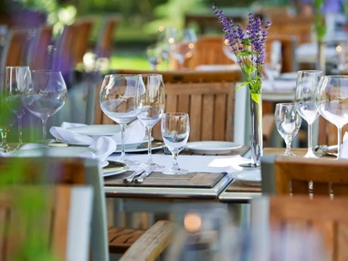 Hochzeit: Terrasse des ARCOTEL Nike Linz - ARCOTEL Nike Linz