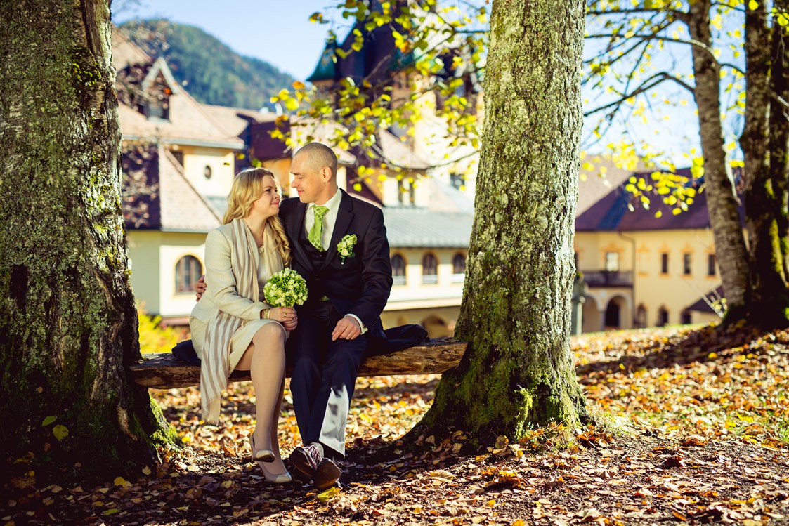Hochzeit: Romantischer Schlosspark - perfekt für Fotoshootings - Naturhotel Schloss Kassegg