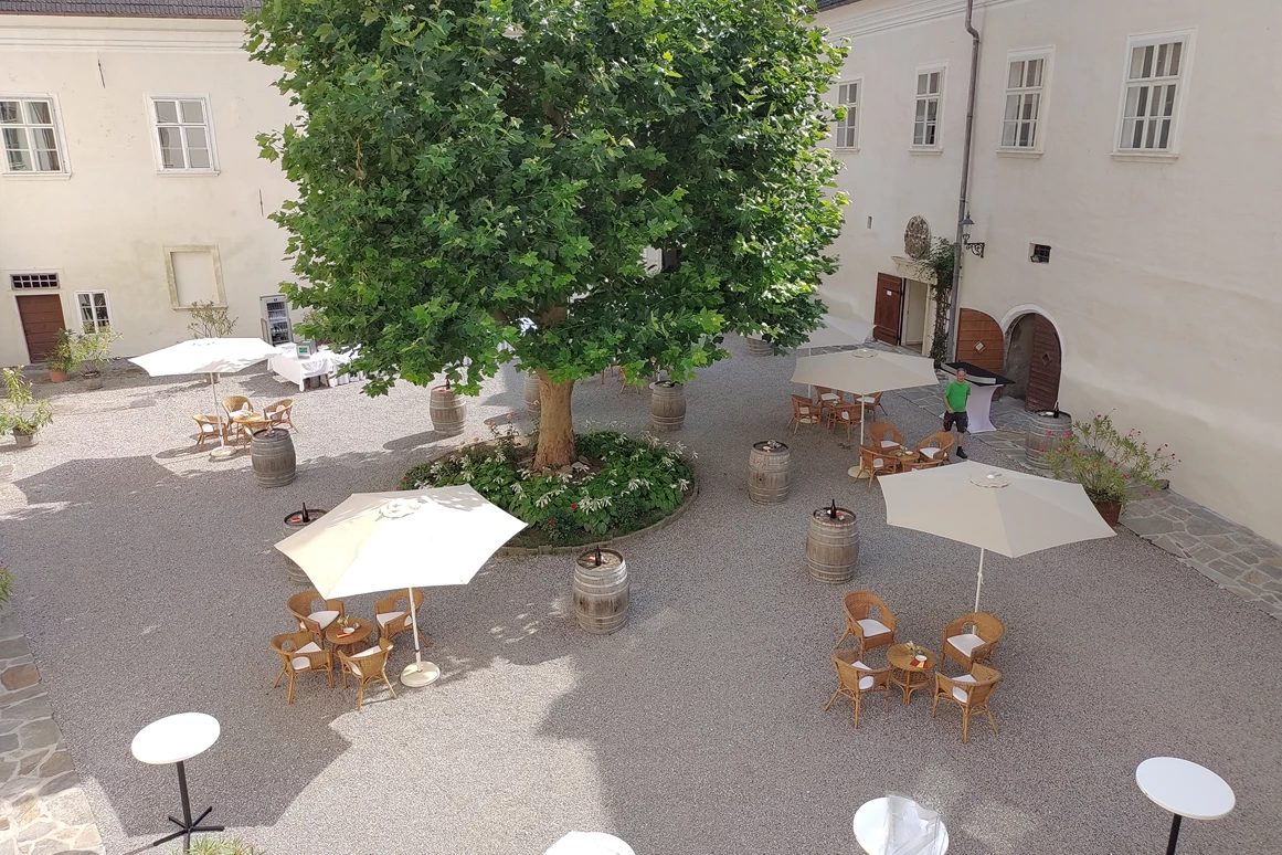 Hochzeitslocation: Schloss zu Spitz