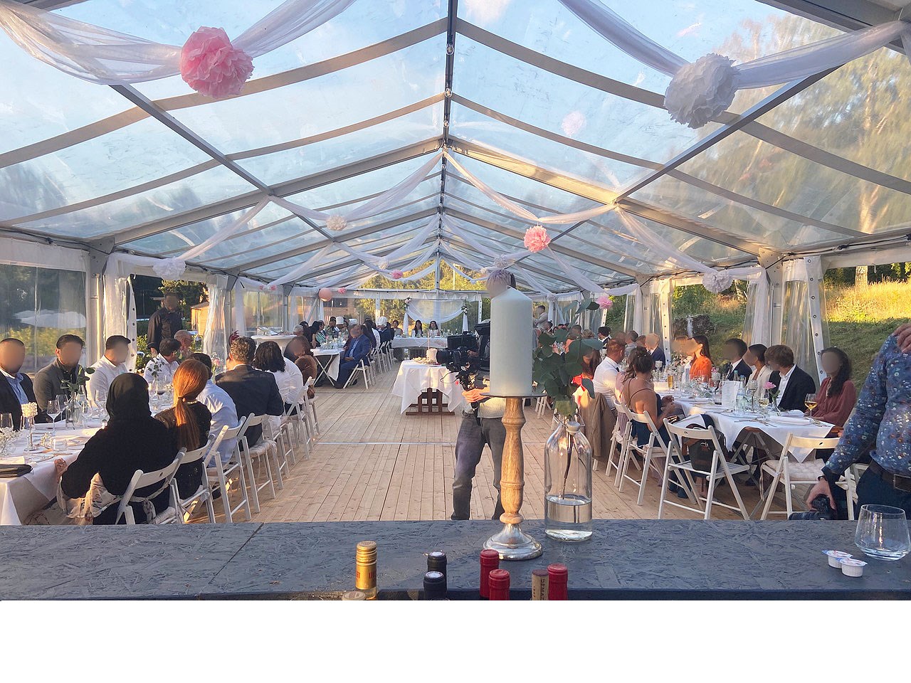 Transparentes Eventzelt am Wolfstein im Harz Informations sur les salles de bal Tente événementielle transparente 