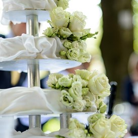 Hochzeit: Hochzeitstorte - ViCulinaris im Kolbergarten