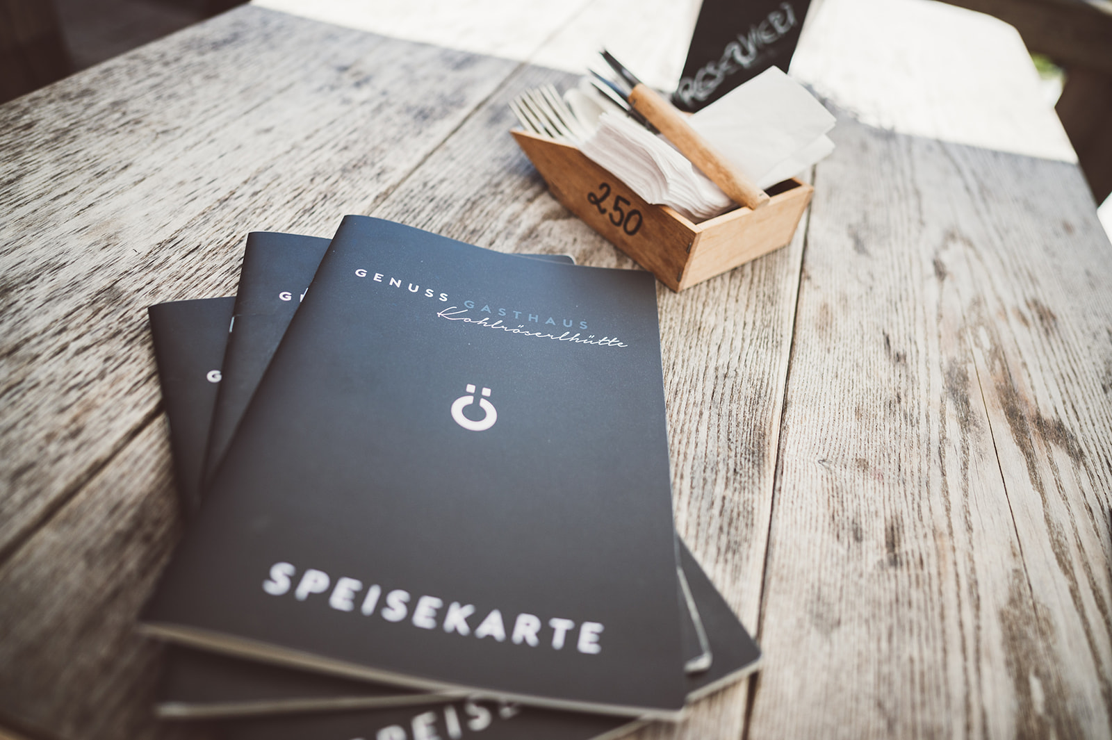 Hochzeitslocation: Genuss Gasthaus Kohlröserlhütte