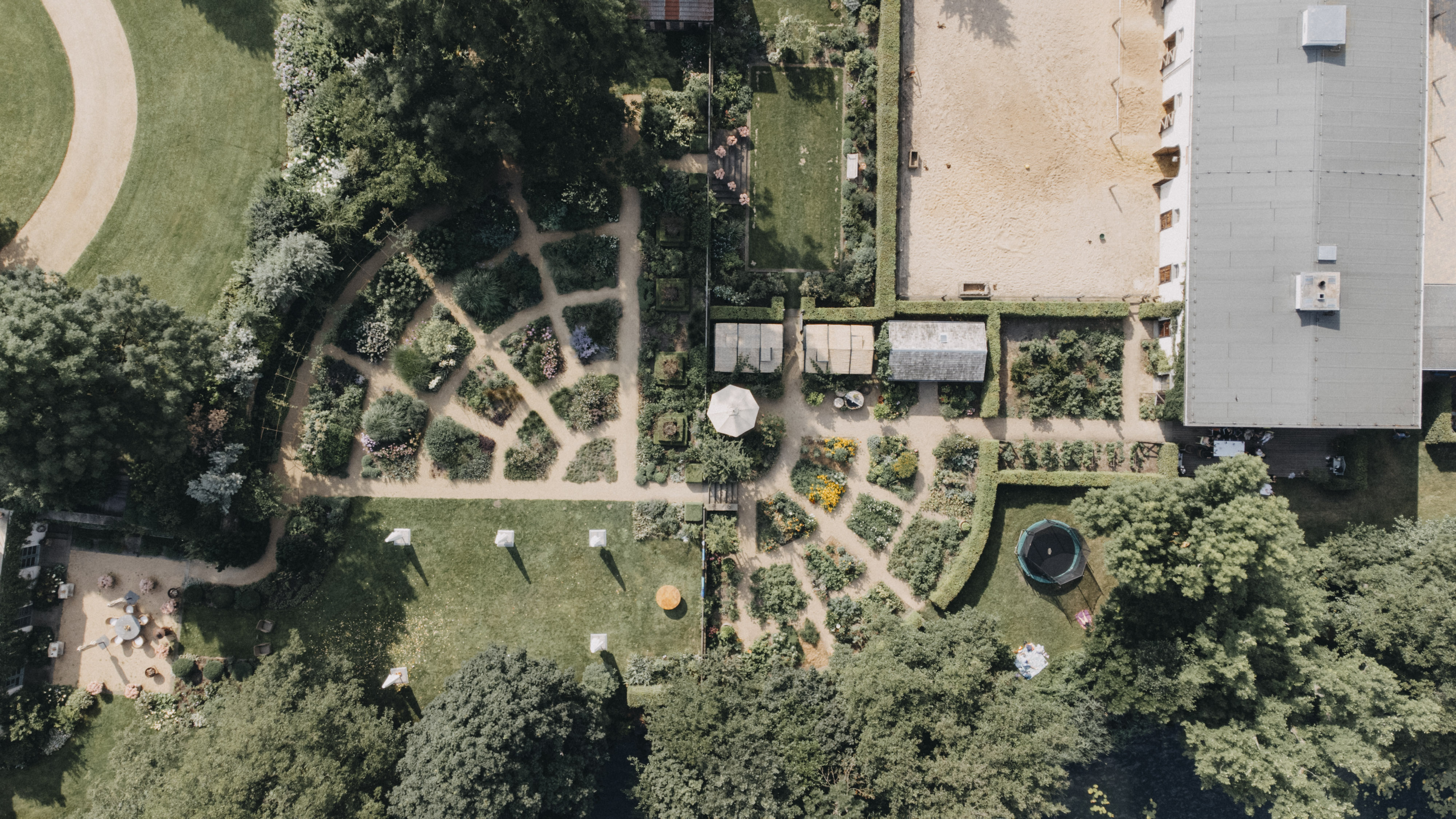 Hochzeitslocation: Unser Trauwiese mit den Gärten - EIBENHOF - Bad Saarow