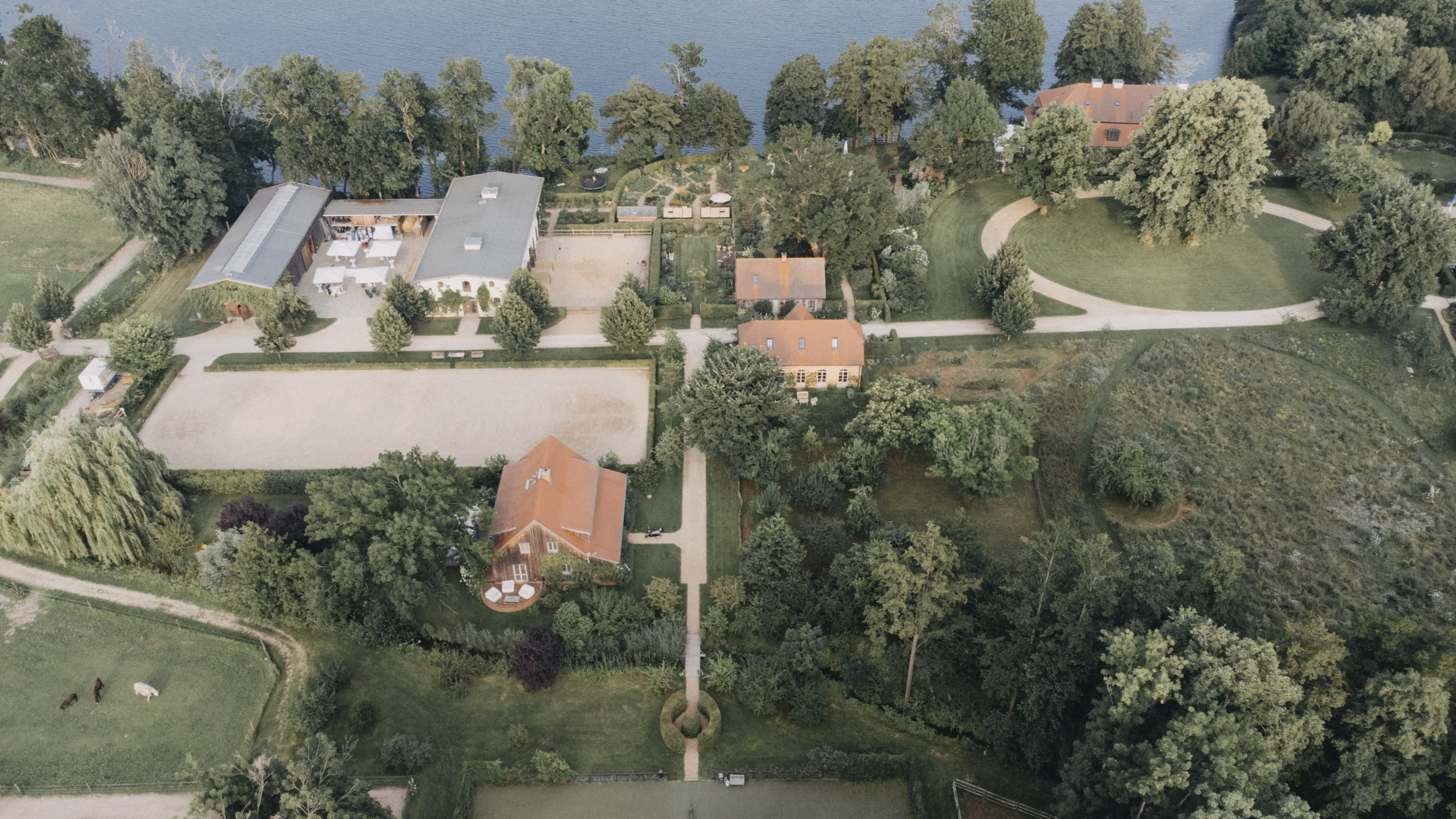 Hochzeitslocation: Unser Eibenhof von Oben - EIBENHOF - Bad Saarow