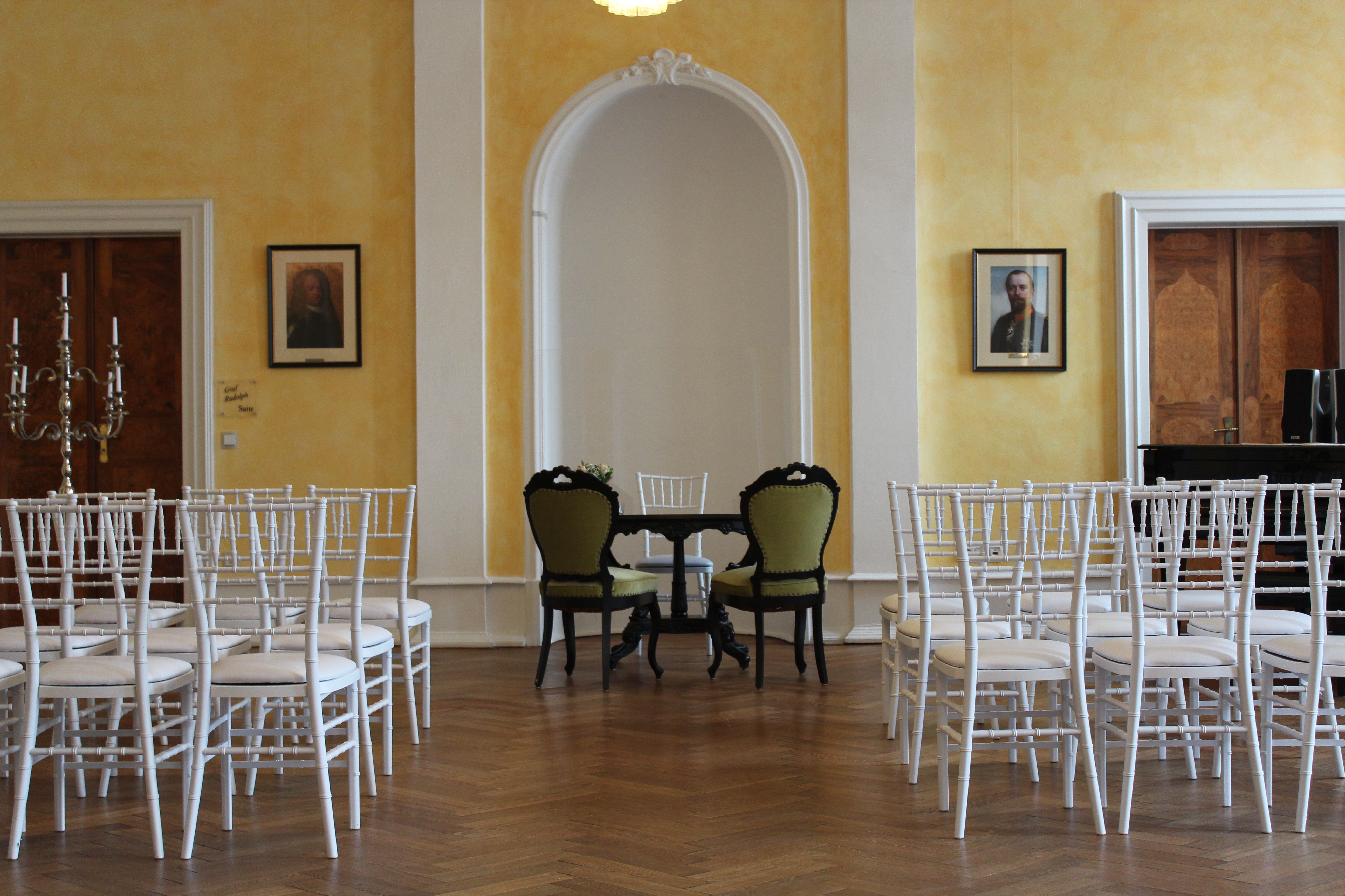 Hochzeitslocation: Schloss Schieder