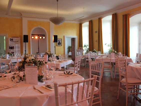 Hochzeit: Schloss Schieder