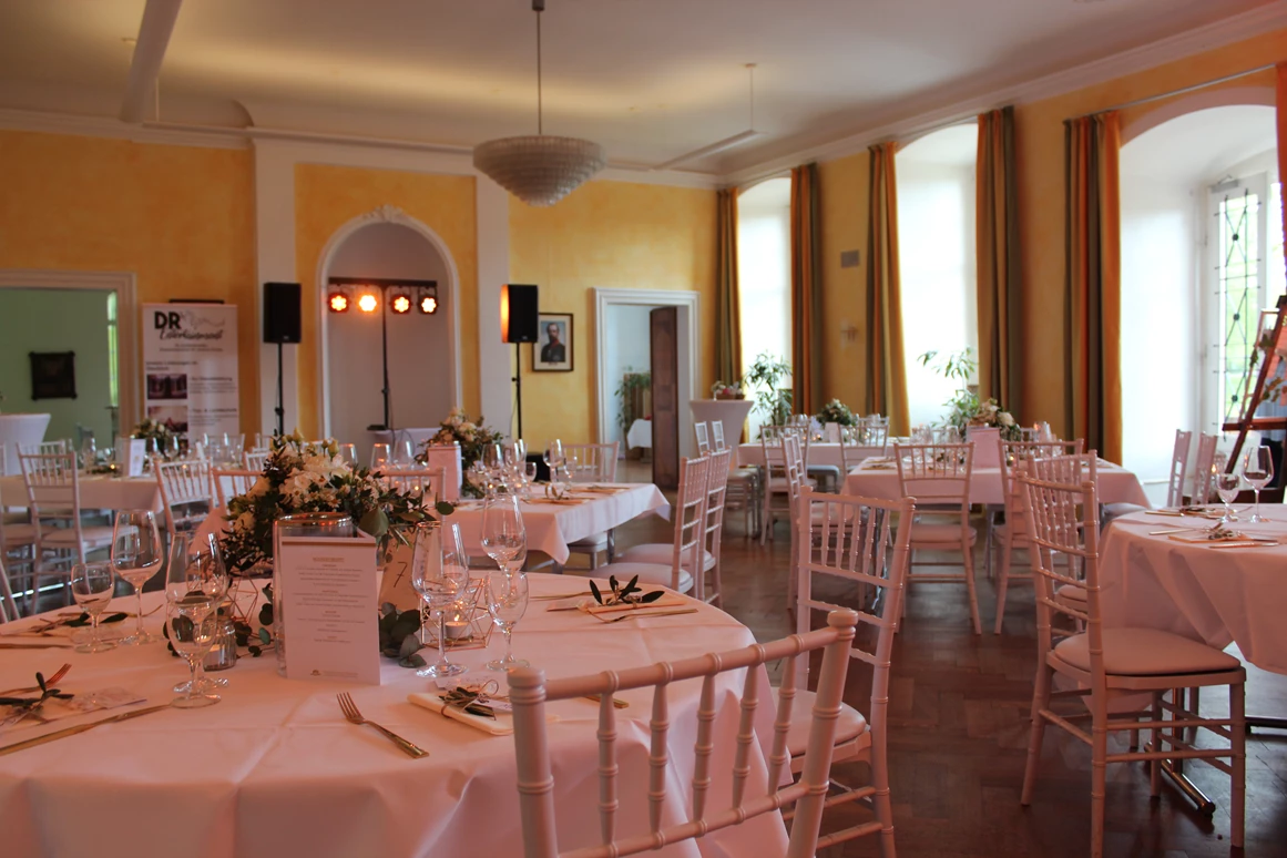 Hochzeit: Schloss Schieder