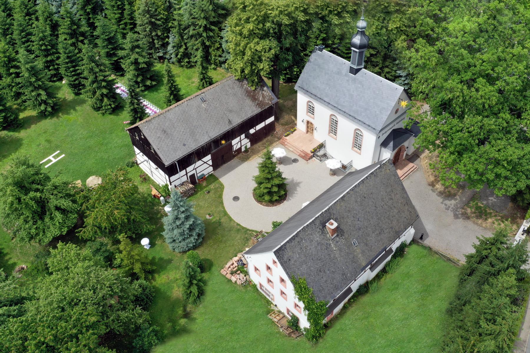 Hochzeitskapelle Callenberg (Privatkapelle) | Hochzeitslocation in  Callenberg, Deutschland