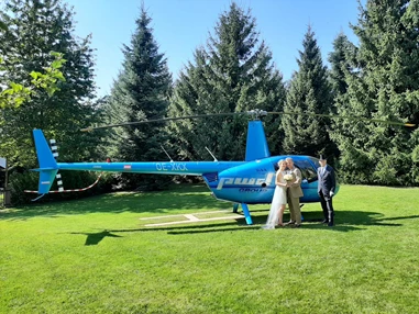 Hochzeitslocation: Helikopter-Landeplatz an der Hochzeitskapelle - Hochzeitskapelle Callenberg (Privatkapelle)
