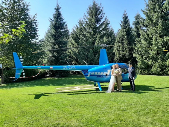 Hochzeitslocation: Helikopter-Landeplatz an der Hochzeitskapelle - Hochzeitskapelle Callenberg (Privatkapelle)