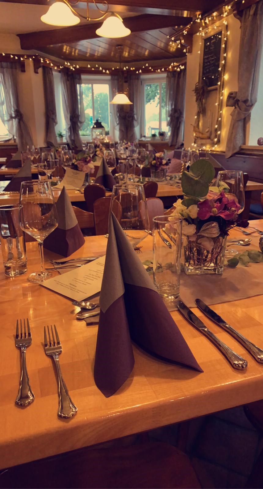 Gasthaus Neuwirt / Martin Irl Catering Informazioni sulle sale da ballo Sala da pranzo