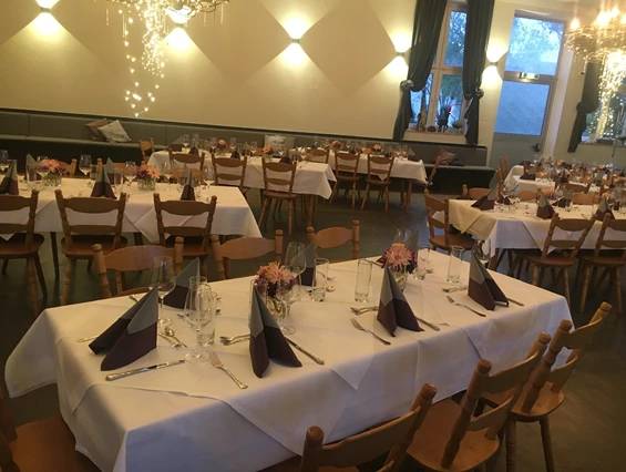 Hochzeit: Saal - 1 - Gasthaus Neuwirt / Martin Irl Catering