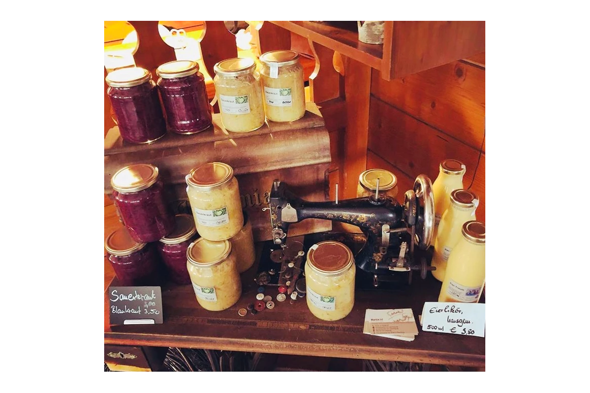 Hochzeit: Gaststube 1 - Gasthaus Neuwirt / Martin Irl Catering